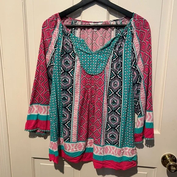 Crown & Ivy Aztec Multi patern Tassel Blouse PL - Picture 3 of 6